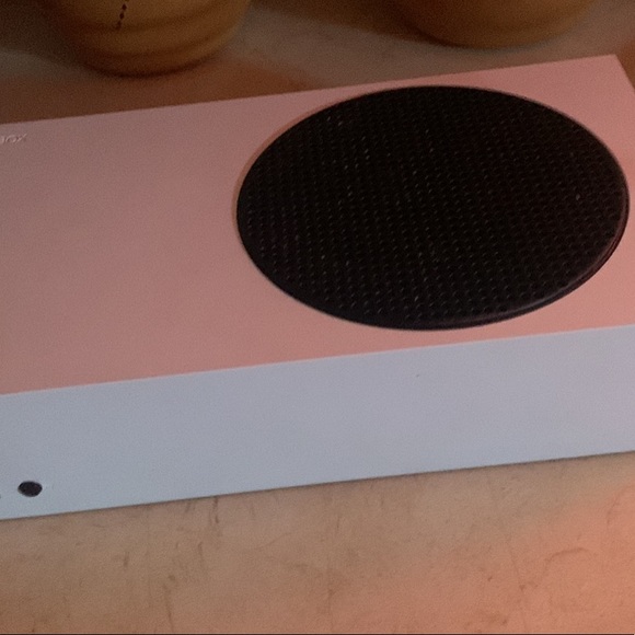 Xbox series s for sale - Picture 9 of 9